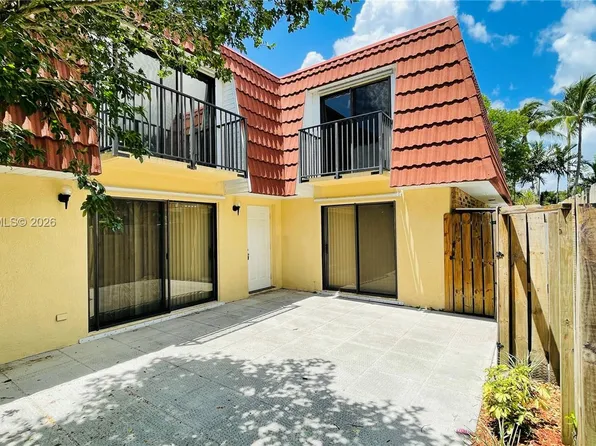 709 NW 98th Cir, Fort Lauderdale, FL 33324