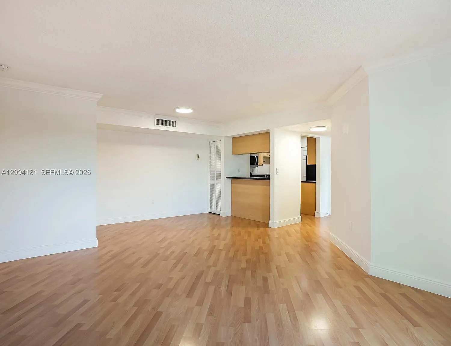 Palm Cove Cond — Photo 2