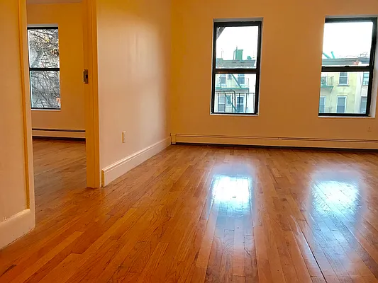 Rented by Best Apartments North Inc | media 18