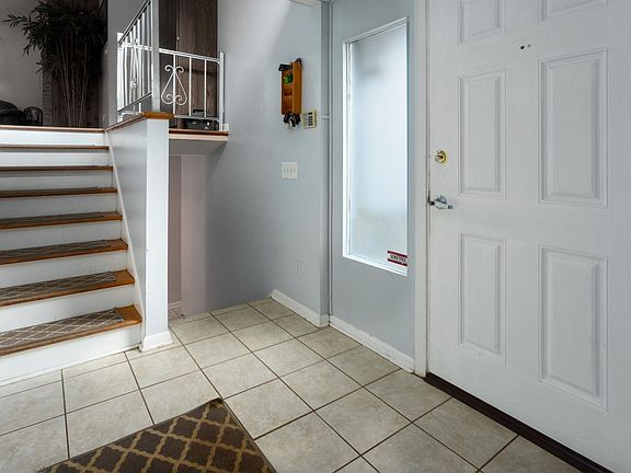 4th image of 1804 Westridge Dr