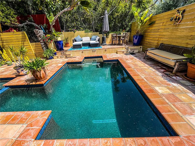 30722 Marilyn Dr — Photo 42