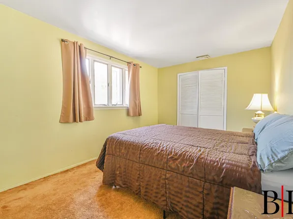 2150 Royce Street image 22 of 36