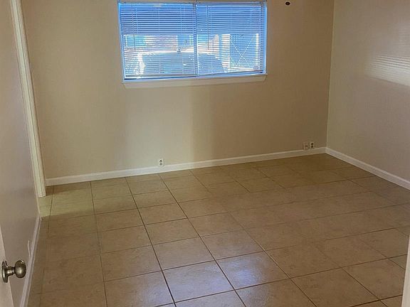5th image of 5353 Richmond Ave #5