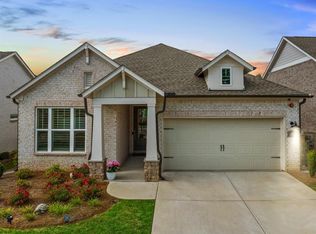 209 Floral Valley Dr, Woodstock, GA 30188