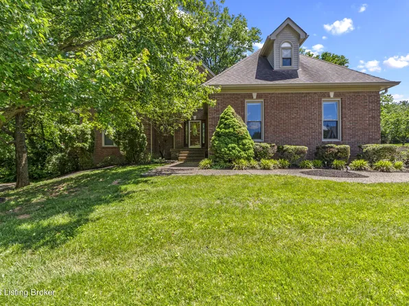 1719 Southlake Dr, Louisville, KY 40223