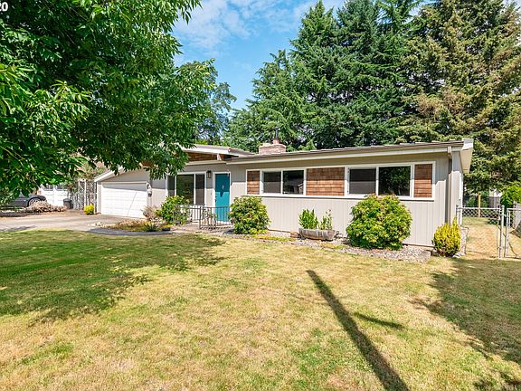 3rd image of 4607 NE 39th Ave