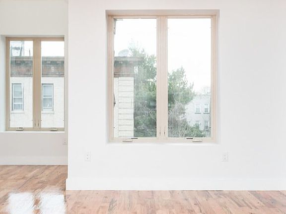5th image of 608 Lincoln Pl #3