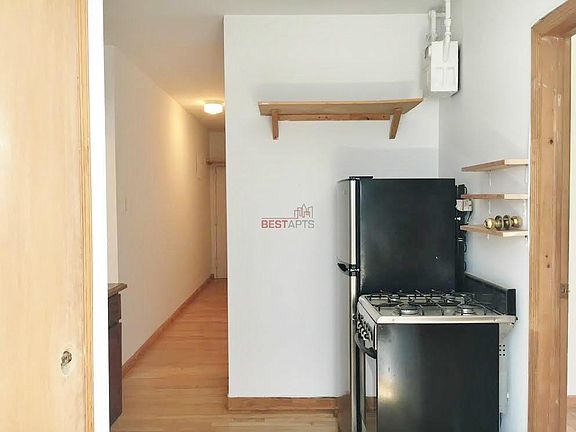 5th image of 530 E 13th St APT 19