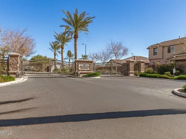 229 E Horseshoe Dr, Chandler, AZ 85249