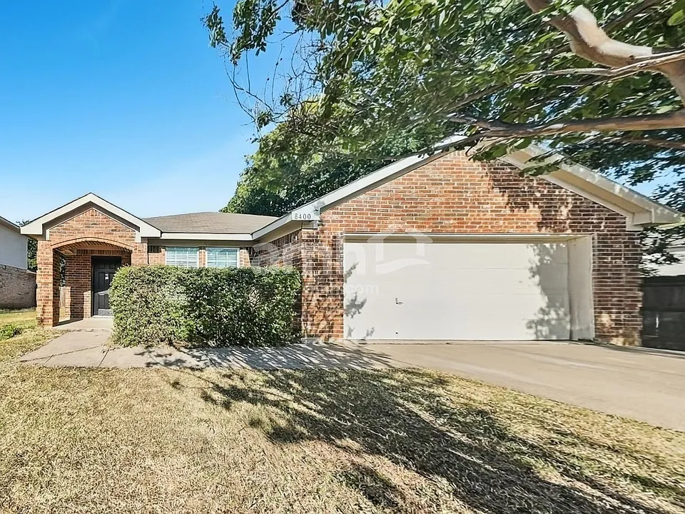 8400 Beaufort Ct