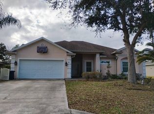 21 Lincoln Ln, Palm Coast, FL 32137