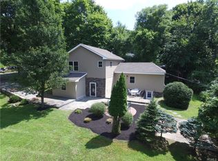 114 Red Mill Rd, Cortlandt Manor, NY 10567