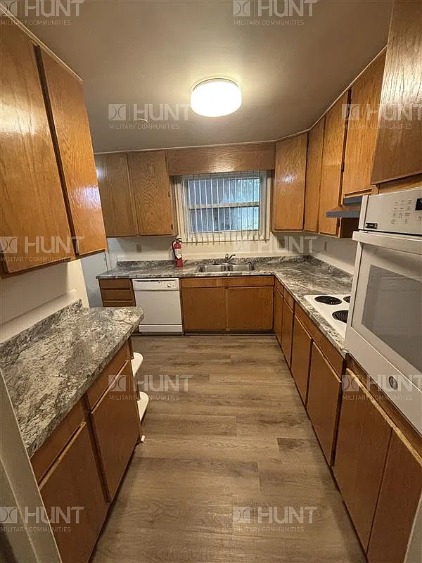 4 bed, 1265 sqft, $1,800 — Photo 2