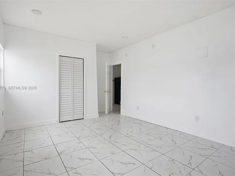 2280 SW 43rd Ave #2 — Photo 5