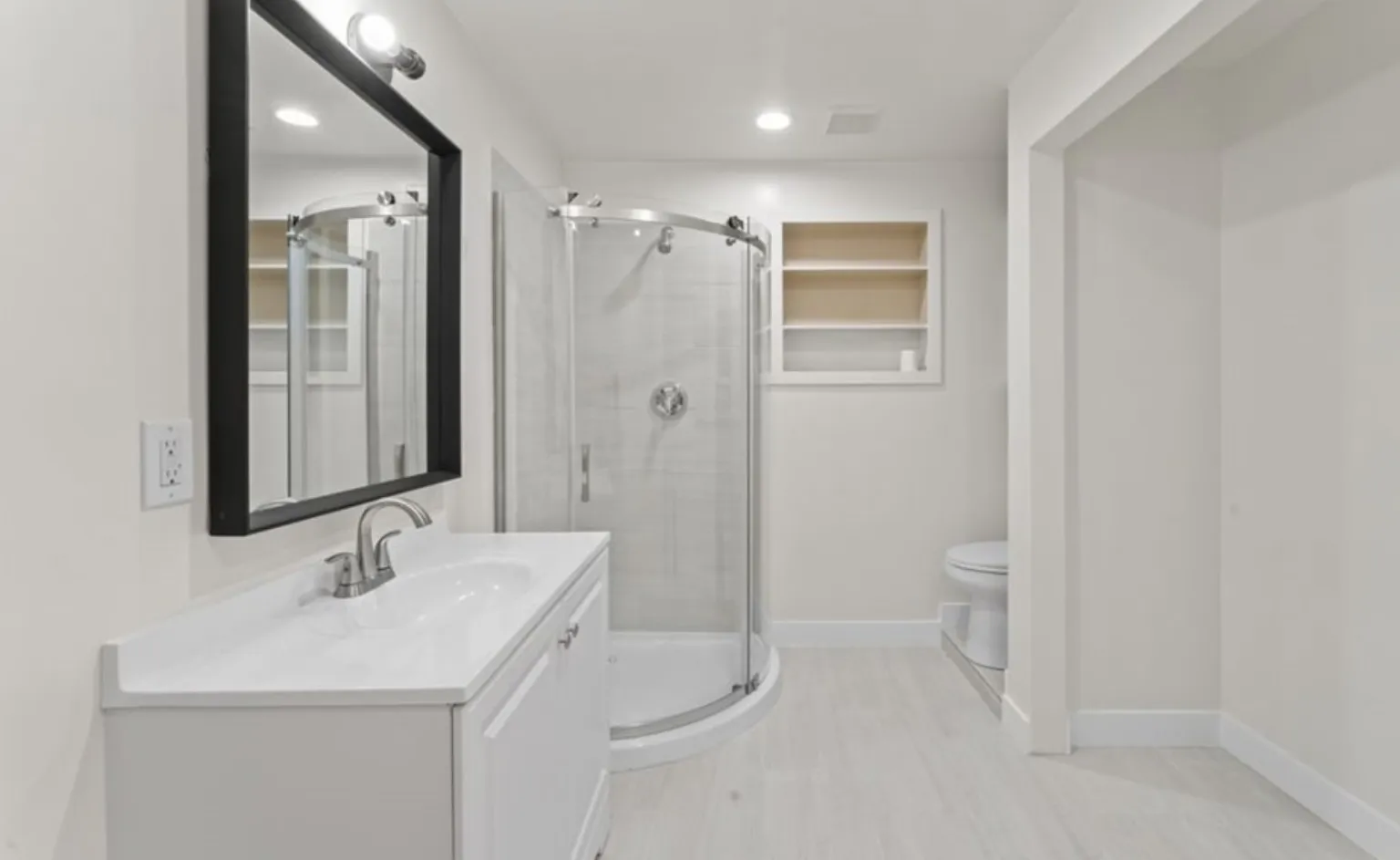 Studio, 400 sqft, $980 — Photo 1
