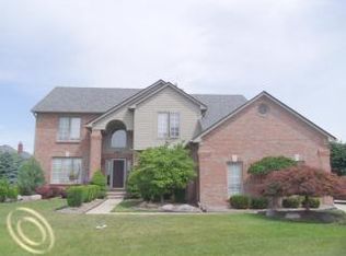48077 Huntsman Ct, Shelby Township, MI 48315