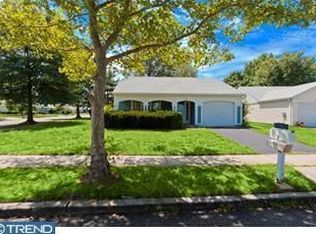 2 Windsor Rd, Southampton, NJ 08088