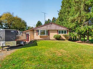 4259 Sydenham Rd, South Frontenac, ON K0H2T0