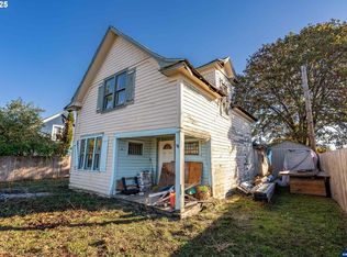 109 S Trade St, Amity, OR 97101