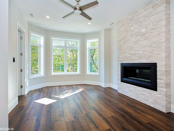 5th image of 4830 S Saint Lawrence Ave #1