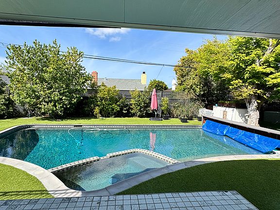 5th image of 3450 Bruckner Cir