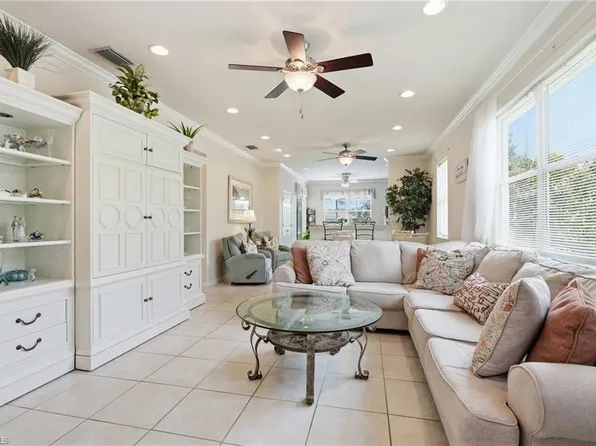 8433 Karina CT, NAPLES, FL 34114