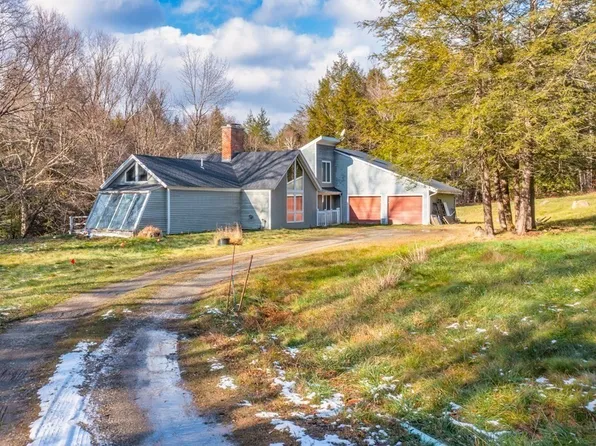 442 W Cummington Rd, Cummington, MA 01026