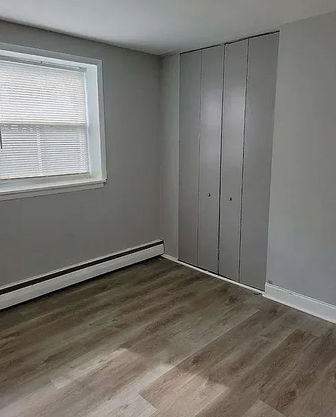 Maple Shade Apartments — Photo 3