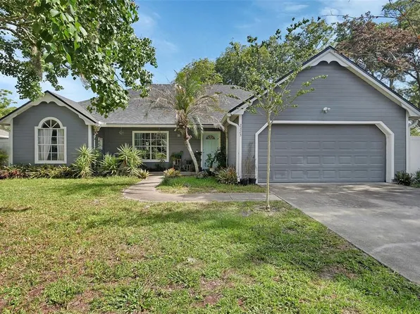 2323 W Magnolia Rd, Deland, FL 32724
