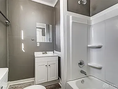 810 Innisfallen Ave — Photo 3