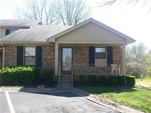1st image of 307 Kingswood Ct