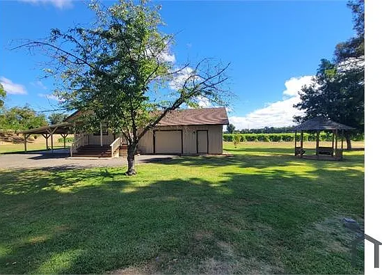 10250 River Rd #B — Photo 25