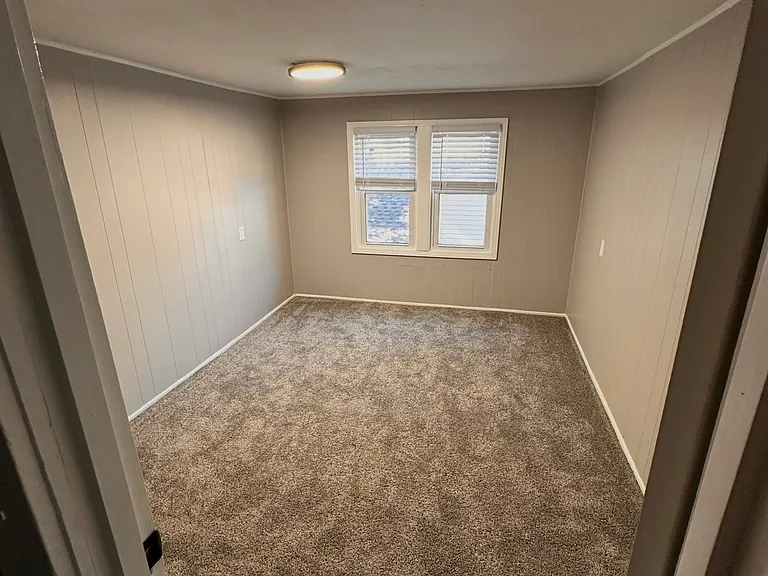 2029 Huizen Ave SW — Photo 5