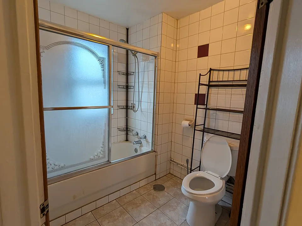 2231 N Campbell Ave #2