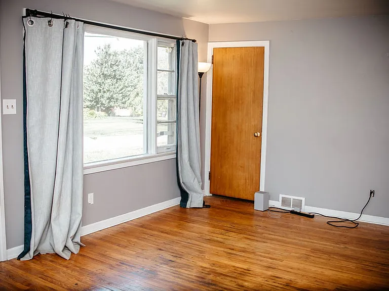 436 N Prince St — Photo 10