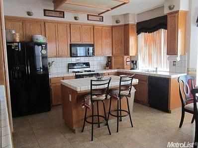 2nd image of 2020 Lauritson Ln