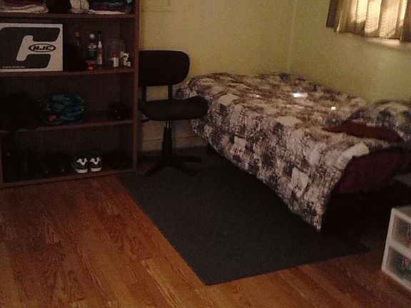 3rd image of 2406 Joyce Ln