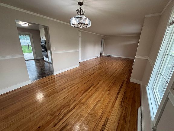 5th image of 13205 E Desmet Ave