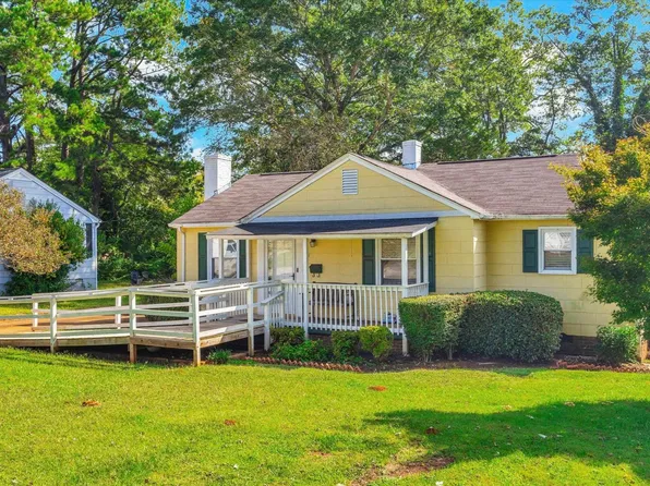 221 Charlesworth Ave, Spartanburg, SC 29306