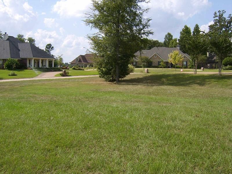 2nd image of 5012 Sweetwater Dr