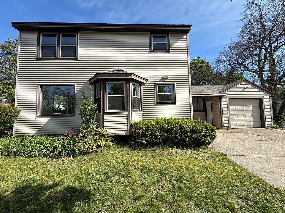 1st image of 1350 Giddings Ave SE