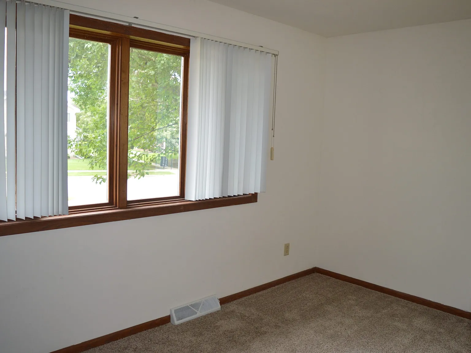 2 bed, 960 sqft, $1,895 — Photo 4