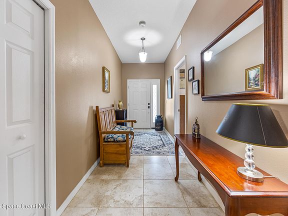 4th image of 5808 Duskywing Dr