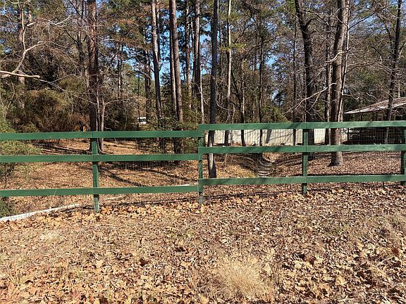 4th image of 242 Elm Trl