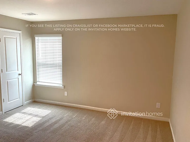 407 Vermeer Ct — Photo 9
