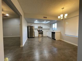 8561 N 83rd Dr, Peoria, AZ 85345