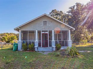 706 N Warfield Ave, Wildwood, FL 34785