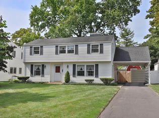 343 Danhurst Rd, Columbus, OH 43228