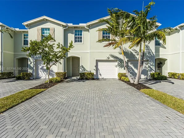 4303 Hammock Grove Dr, Lake Worth, FL 33467