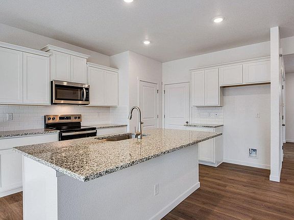 7th image of this home